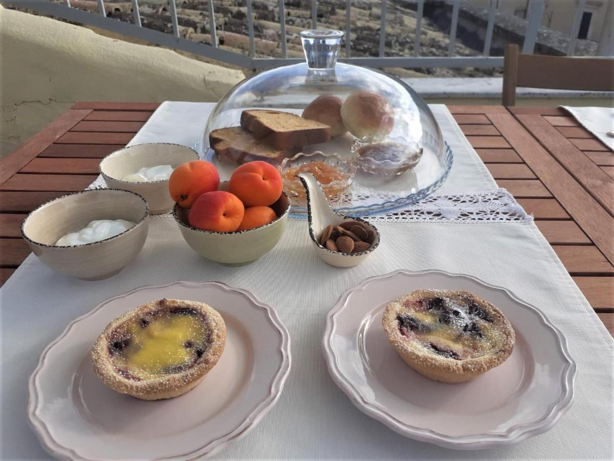 Il Terrazzino Sui Tetti Ξενοδοχείο Μόντικα Εξωτερικό φωτογραφία